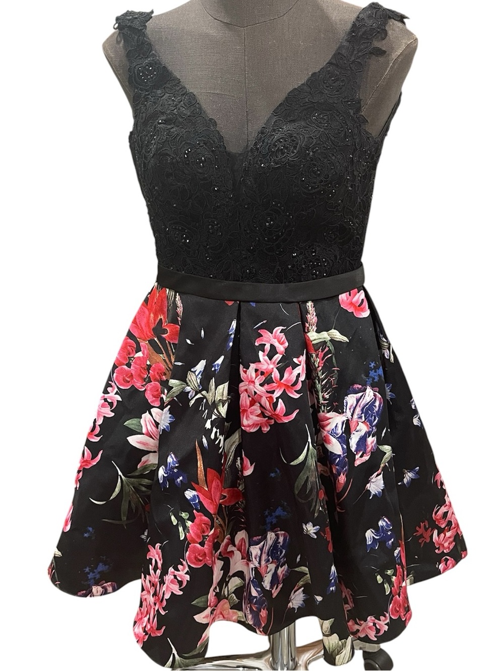 Jovani JVN Black Satin Prom Dress with Pink Label Sz 0